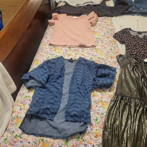 Lot of girls 7/8 - Picture 1 of 6